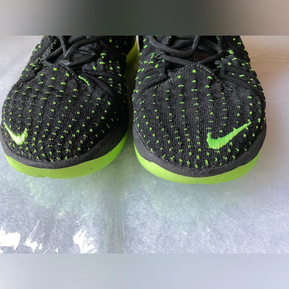 Nike LeBron 18 XVIII sneakers Black Electric Green Men's US 9.5